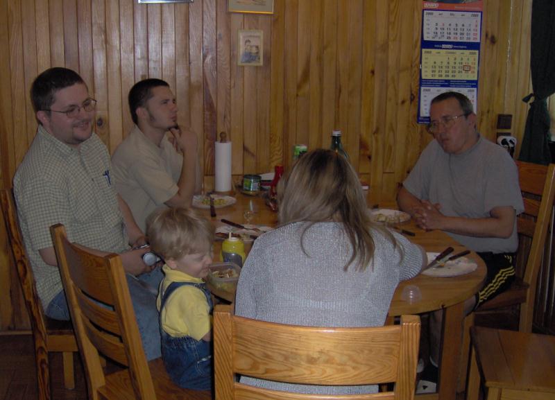 2005-Wladek i syn Marcin'74, Michal'82 i wnuk Maciej'03